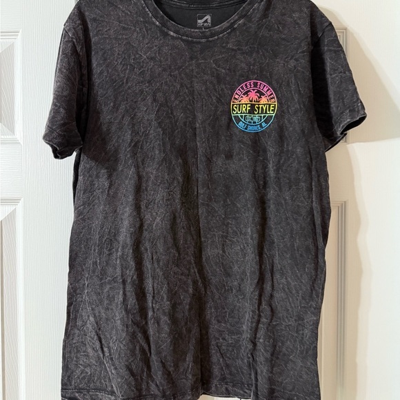 Surf Style Black Short Sleeve Tee - Picture 1 of 4